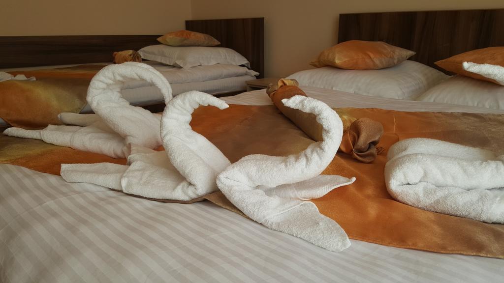Hotel Casa Alex Târgu Jiu Zimmer foto