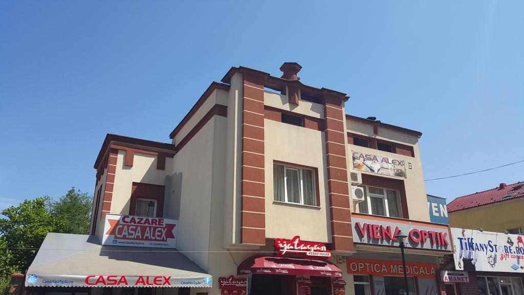 Hotel Casa Alex Târgu Jiu Exterior foto
